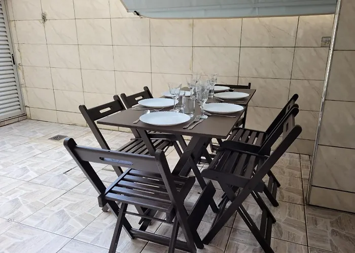 aconchegante e espaçoso no Itaguá.